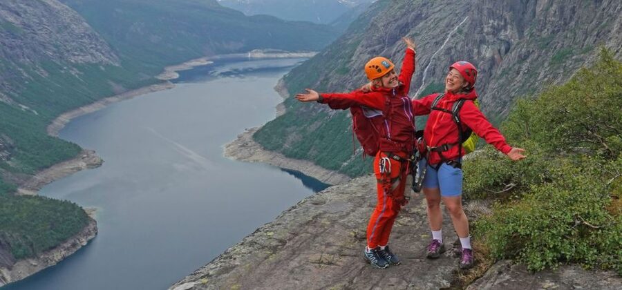 Odda: Full-Day Trolltunga Via Ferrata & Sky Ladder Adventure - The first 4 kilometers beside Ringedalsvatnet