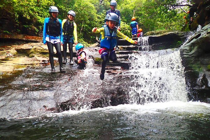 Okinawa Iriomote Mangrove SUP or Canoe and Splash Canyoning Tour - The break between activities