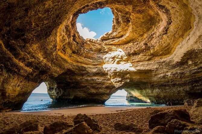 Portimão to Benagil: Adrenaline Wave 90 Minutes Cave Tour - Five things to know before booking
