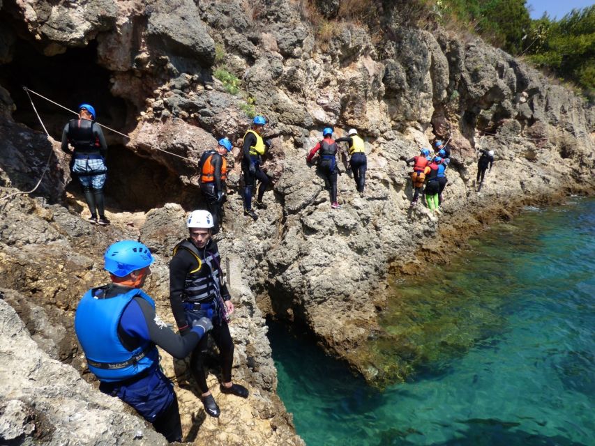 Portinho da Arrábida: Coasteering Boat Tour - What to bring to Portinho da Arrábida