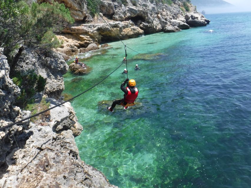 Portinho da Arrábida: Coasteering Boat Tour - What the four-hour route feels like