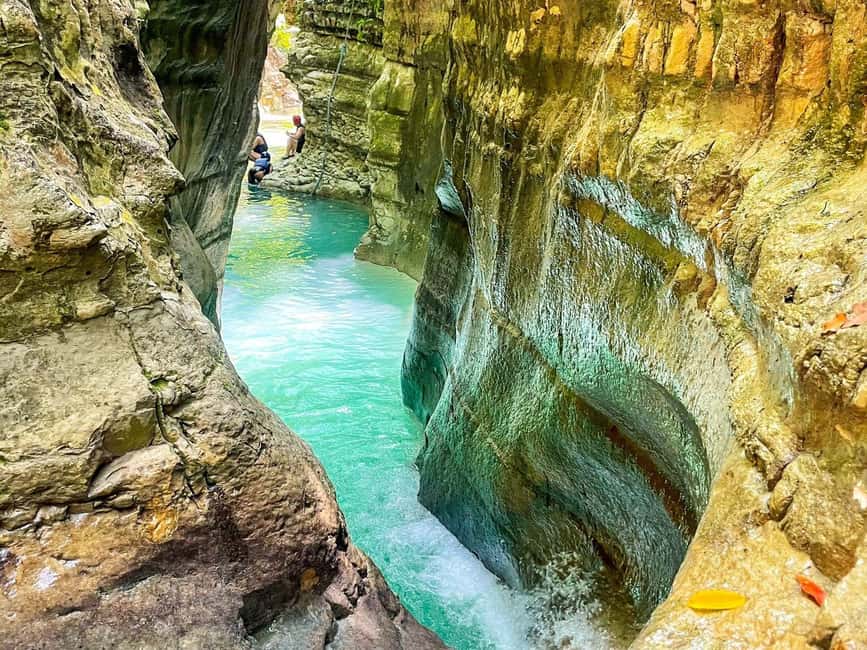 Puerto Plata: Damajagua Waterfalls Canyoning & Cocktail - Key points at a glance