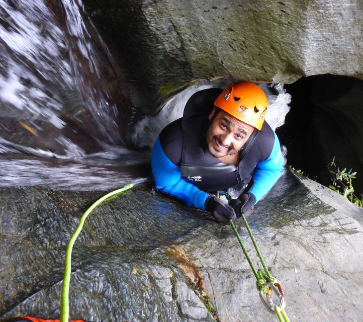 Queenstown: Gibbston Valley Half-Day Canyoning Adventure - Walking, climbing and moving through the gorge