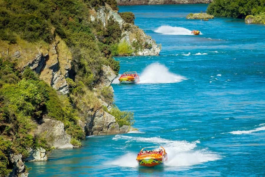 Queenstown: Jet Boat Adventure with Thunder Jet - Choosing 25 or 30 minutes versus a full hour
