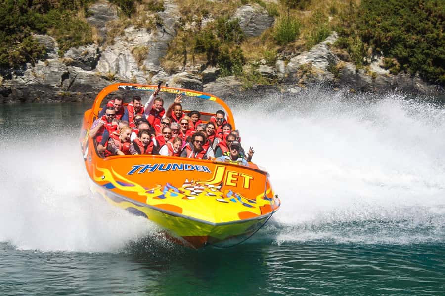 Queenstown: Jet Boat Adventure with Thunder Jet - Why the 360-degree spins make the ride memorable