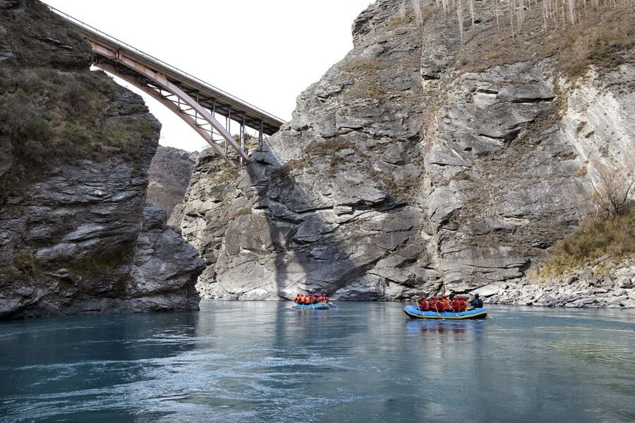 Queenstown: Kawarau River Rafting and Jet Boat Ride - Eight kilometers of rapids, calm water, and canyon views