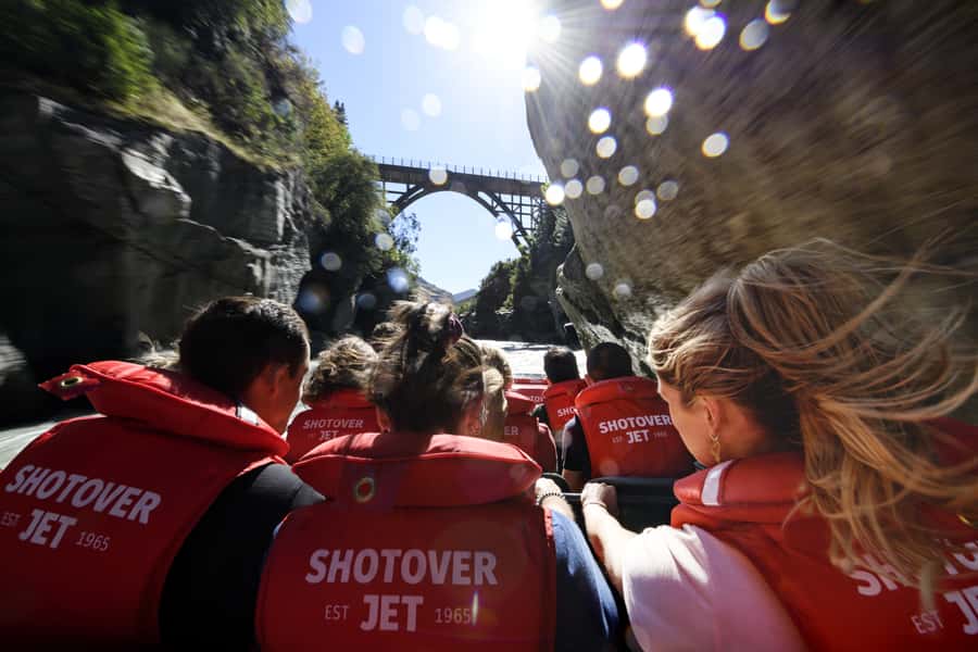 Queenstown: Shotover River Extreme Jet Boat Experience - The 360-degree spins are the signature move