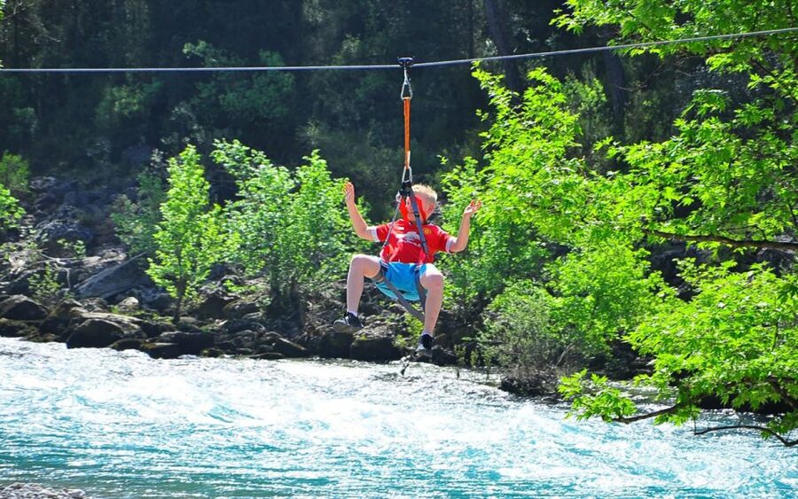Rafting, Canyoning & Zipline, : 3-in-1 Adrenaline Tour - Lunch and the midday pause
