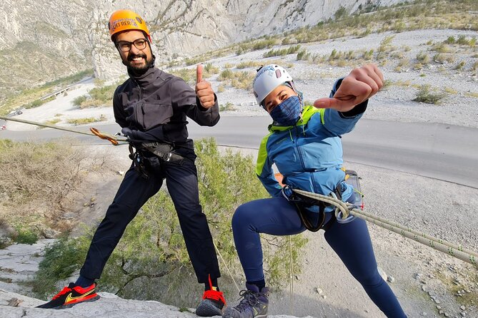 Rappelling Class, an Exciting Experience - A Family Activity With a Real Learning Goal