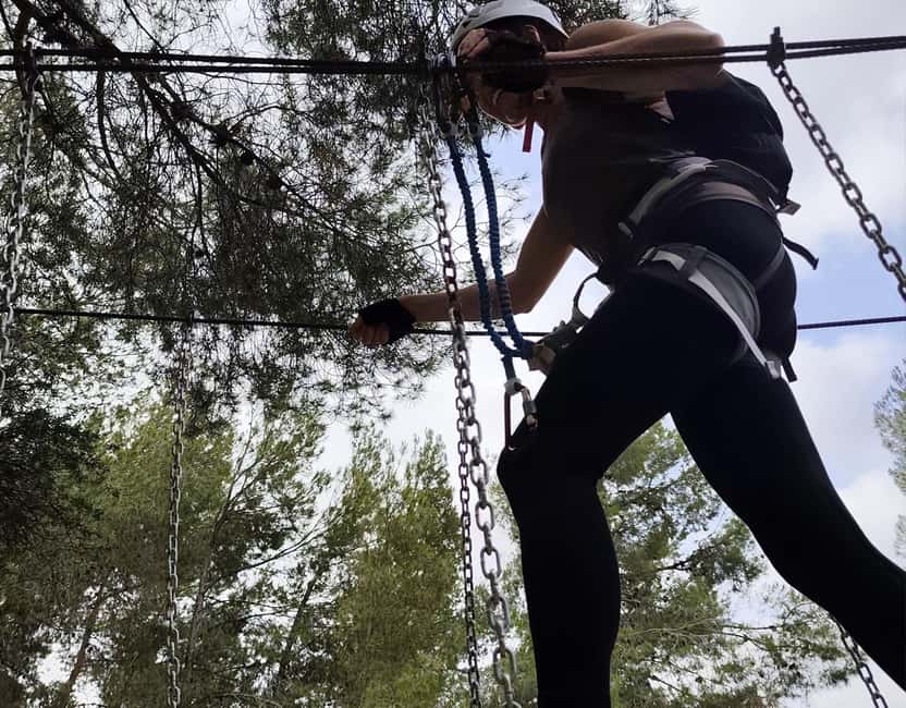 Redován: Family-friendly K2 via ferrata in a natural setting with rappelling - The 10-minute approach into the Sierra de Redován