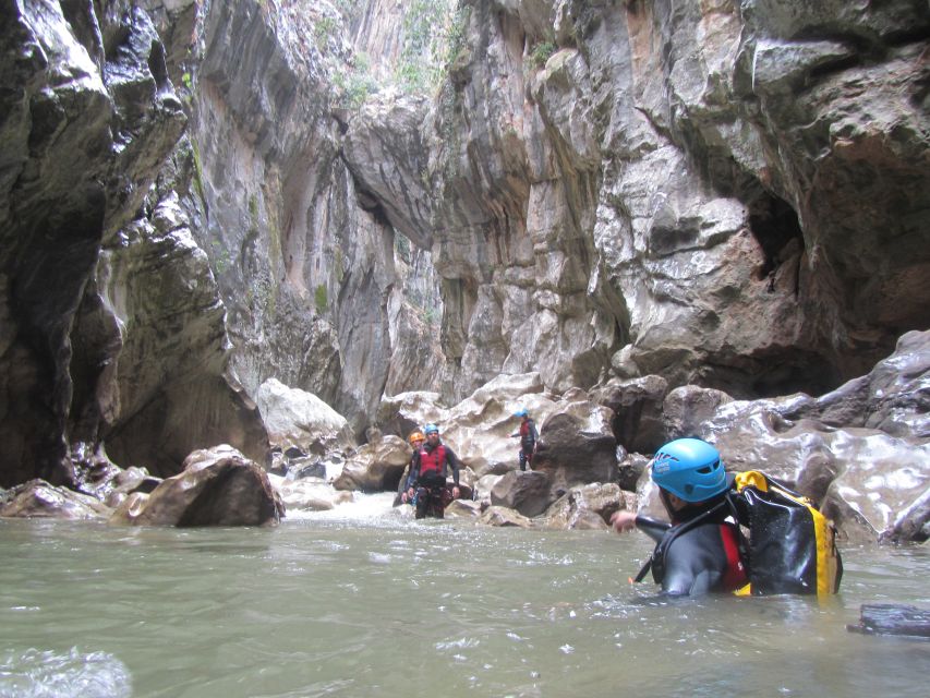 Ronda: Buitreras Canyoning Tour in "The Cathedral" - The guides make a major difference