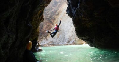 Sagres: Coasteering – Swimming, Cliff Jump & Rock Climbing