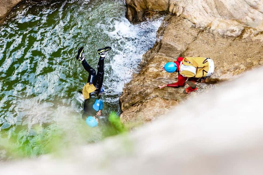 Saint Paul de Fenouillet: Galamus Gorge Canyoning Adventure - The guide team makes the difference