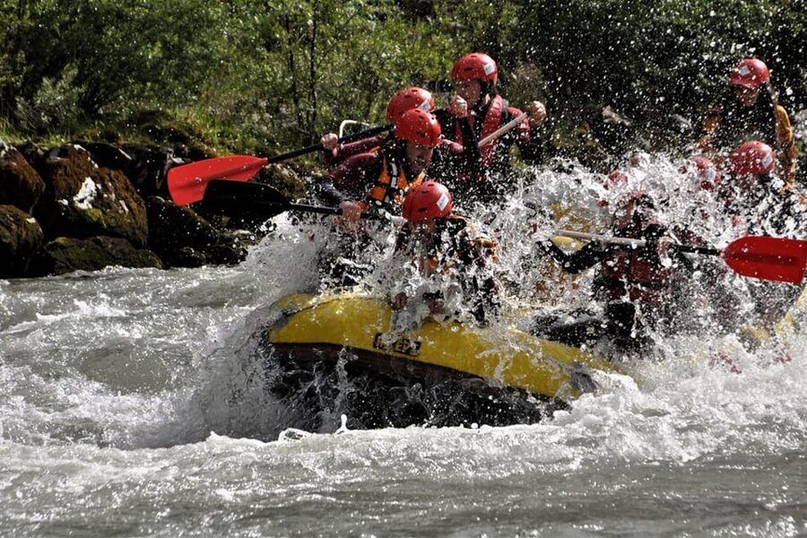 Salzburg: Canyoning and Rafting Experience with Lunch - Who should book this experience?