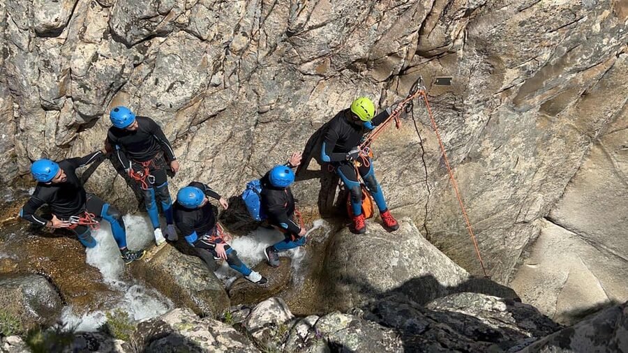 San Teodoro: Canyoning in Rio Pitrisconi with 4X4 transfer - Entering Rio Pitrisconi from Monte Nieddu