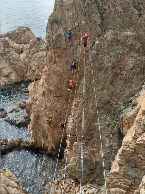 Sant Feliu de Guíxols: Guided tour of the Cala del Molí Via Ferrata - Safety, equipment, and the role of the guide
