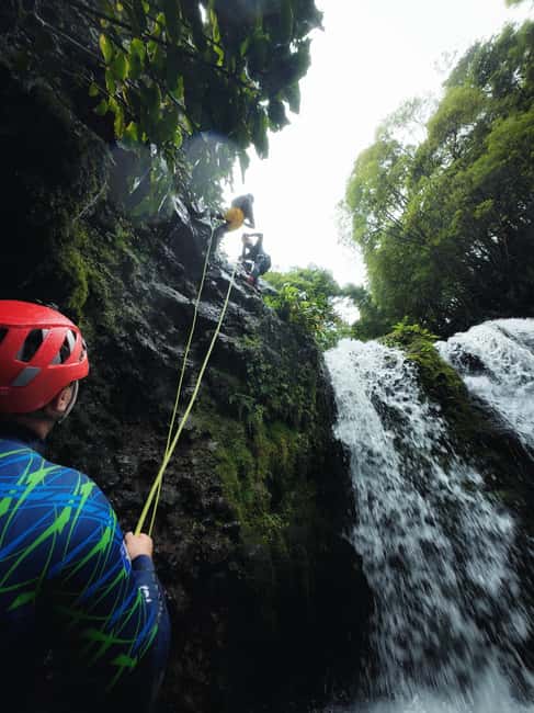 São Miguel: Level 1 Canyoning in Ribeira dos Caldeirões - Who should book this activity?