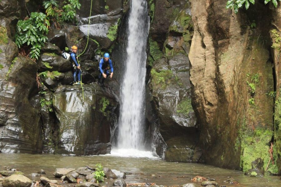 Sao Miguel: Salto do Cabrito Guided Canyoning Experience - The equipment and first steps into the canyon