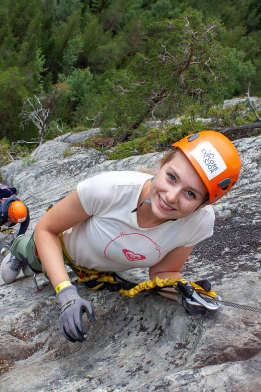 Sjoa: Spectacular Via Ferrata - The first 20 minutes: learning the safety system