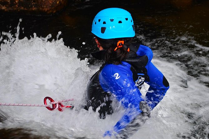 Star canyoning - Walking the Varziela River shoreline