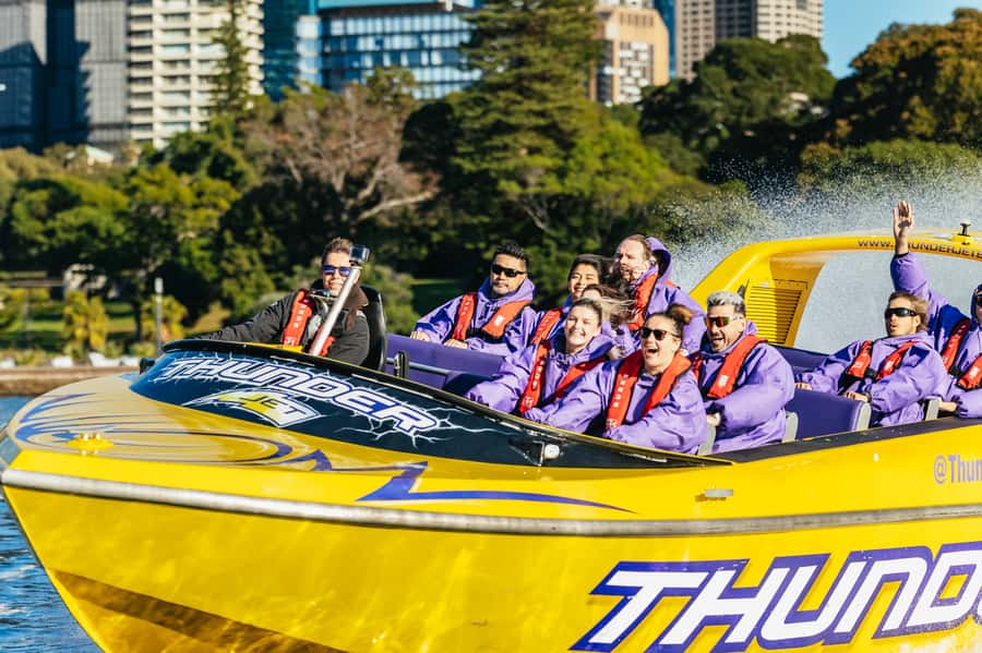 Sydney Harbour: Thunder Thrill Jet Boat Ride - Circular Quay is the right place to start