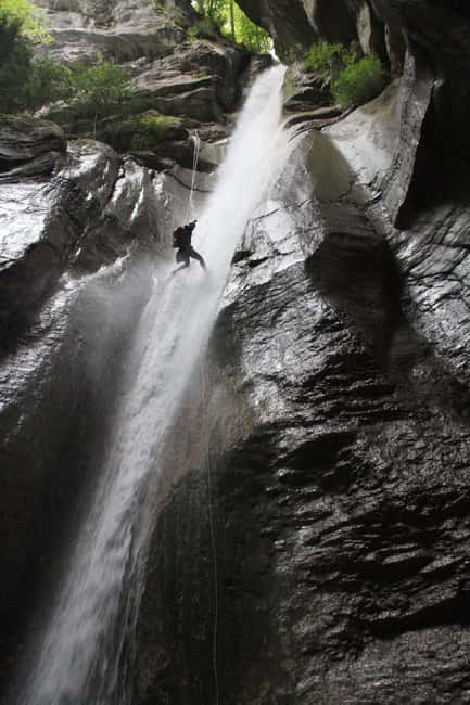 Talloires: Guided Canyoning Experience in Angon Canyon - Guides, equipment, and the safety balance