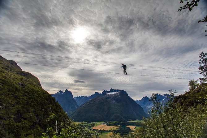 Via Ferrata Åndalsnes West Wall - Three climbing sections with real exposure