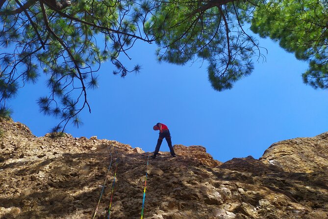 Via Ferrata in Gran Canaria. Vertical adventure park. Small groups - Harness fitting and the first vertical sections