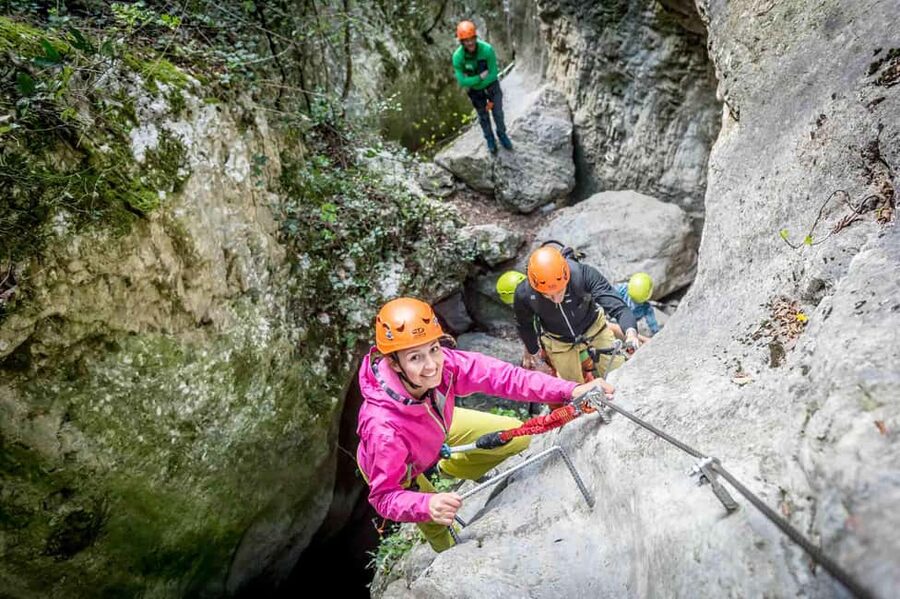Via Ferrata Rio Sallagoni - The Tibetan bridge tests your balance